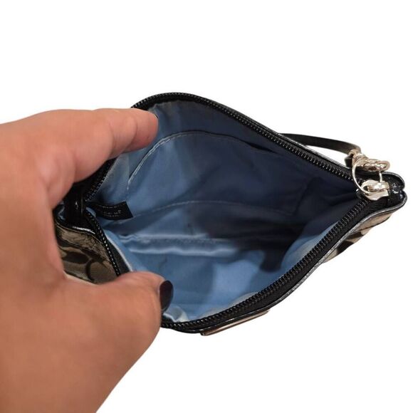 Coach Signature Womens Gray Black Canvas Leather Trim Monogram Designer Wristlet - Picture 5 of 6